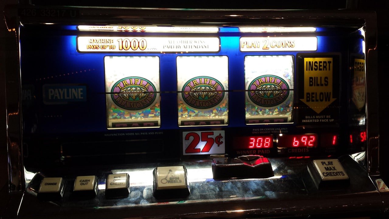 lucky coin Myanmar Online Casino Platform MMK Wave Money KBZPay